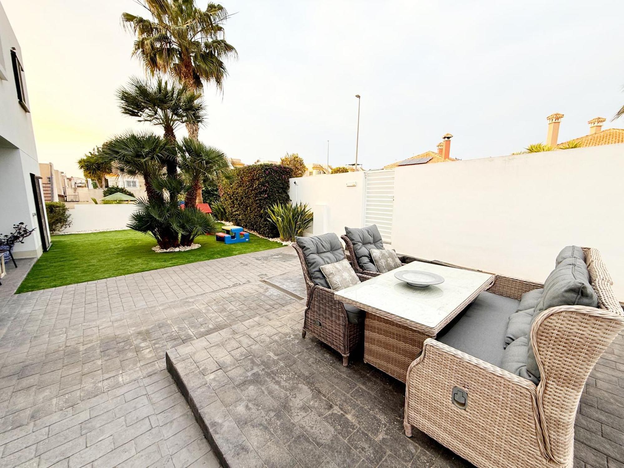 Luxury With Large Swimming Pool And Outdoor Area San Fulgencio